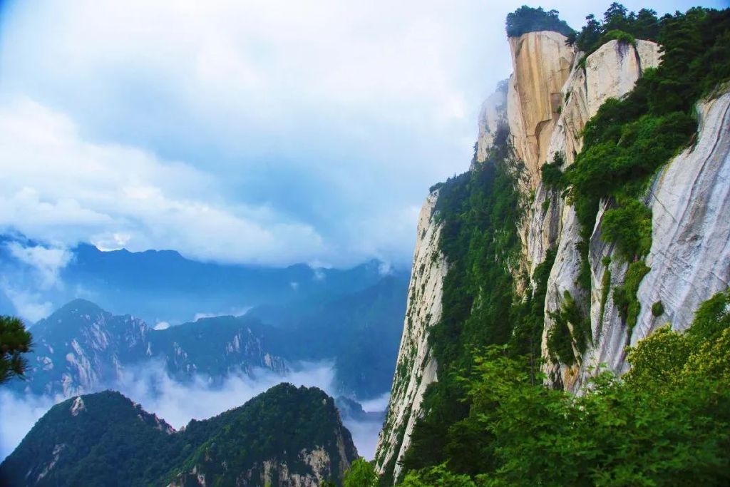 Xi’an: Where Ancient Glory Meets Everyday Warmth